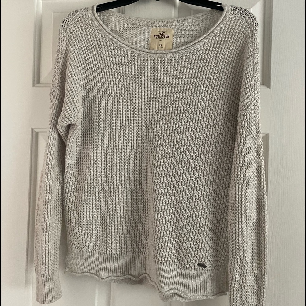 Hollister sweater